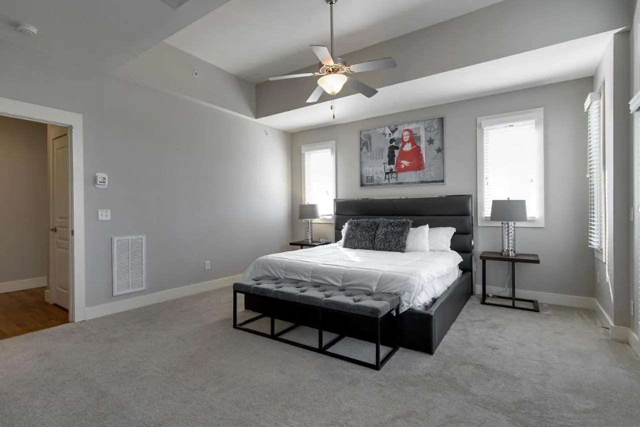 Music Row Nashville King Beds Keyless Entry United States